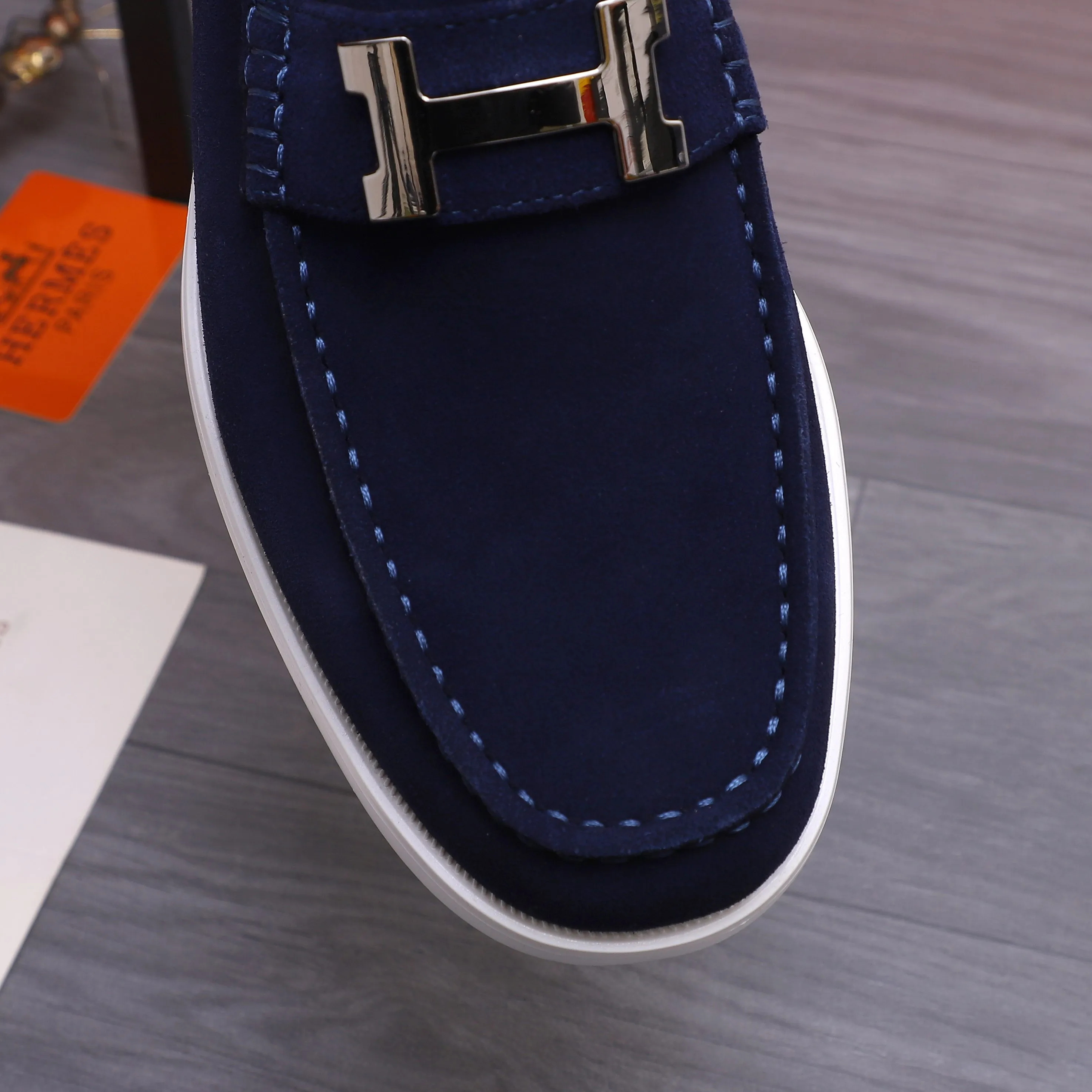 Men's shoes 💰p560 Product trademark: HERMES "Hermès" casual slip-on men's shoes. Regular size: 38-46 (45.46 is custom-made and non-refundable) Product materials: Selected frosted cowhide upper, cowhide lining, original foam rubber ultra-light sole